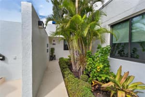 828 BAYPORT WAY, LONGBOAT KEY, FL 34228 - MLS#MFRA4689635