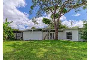 315 PARK BOULEVARD, VENICE, FL 34285 - MLS#MFRA4689636