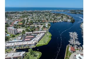 250 SANTA MARIA STREET, VENICE, FL 34285 - MLS#MFRA4689662