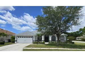 7404 38TH COURT, SARASOTA, FL 34243 - MLS#MFRA4689667