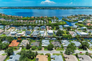 4527 BLUE MARLIN DRIVE, BRADENTON, FL 34208 - MLS#MFRA4689672