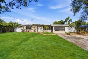 2715 INGOT PLACE, SARASOTA, FL 34235 - MLS#MFRA4689697