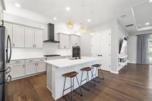 438 WHISTLER GLEN, BRADENTON, FL 34212 - MLS#MFRA4689710