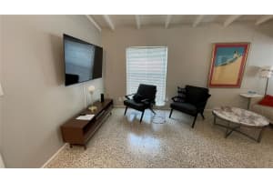 2832 BAY STREET, SARASOTA, FL 34237 - MLS#MFRA4689721