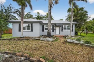 8301 RIVERSIDE DRIVE, ST PETERSBURG, FL 33702 - MLS#MFRA4689754