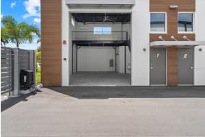 6566 PALMER PARK CIRCLE, SARASOTA, FL 34238 - MLS#MFRA4689779