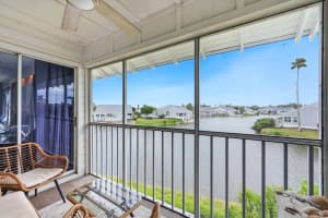 972 SANDPIPER CIRCLE, BRADENTON, FL 34209 - MLS#MFRA4689807