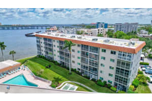 1600 1ST AVENUE, BRADENTON, FL 34205 - MLS#MFRA4689833