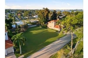 1740 ASSISI DRIVE, SARASOTA, FL 34231 - MLS#MFRA4689889