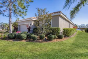 5333 Charlie Brown Ln, SARASOTA