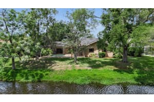 1732 PINE HARRIER CIRCLE, SARASOTA, FL 34231 - MLS#MFRA4689911