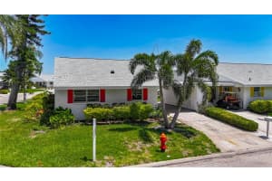 4523 INDEPENDENCE DRIVE, BRADENTON, FL 34210 - MLS#MFRA4689922