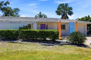 2940 BOUGAINVILLEA STREET, SARASOTA, FL 34239 - MLS#MFRA4689977