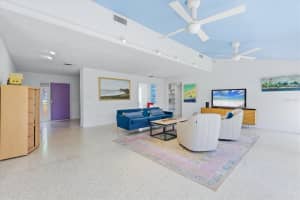 2940 BOUGAINVILLEA STREET, SARASOTA, FL 34239 - MLS#MFRA4689977