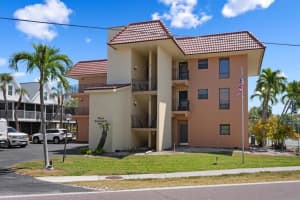 6005 GULF DRIVE, HOLMES BEACH, FL 34217 - MLS#MFRA4689996