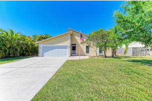 903 PLUM TREE LANE, SARASOTA, FL 34243 - MLS#MFRA4690011