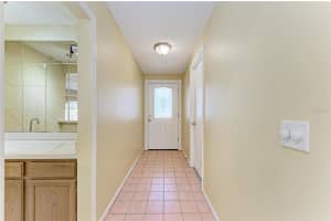 903 PLUM TREE LANE, SARASOTA, FL 34243 - MLS#MFRA4690011