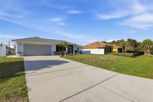 3401 MORAVIA AVENUE, NORTH PORT, FL 34286 - MLS#MFRA4690034
