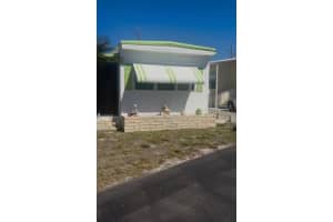 32 SIESTA CIRCLE, OSPREY, FL 34229 - MLS#MFRA4690063