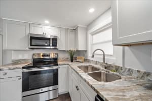 30 FLORES DRIVE, PALMETTO, FL 34221 - MLS#MFRA4690090