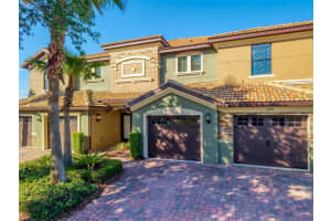 1261 LONG COVE LOOP, DAVENPORT, FL 33896 - MLS#MFRA4690101