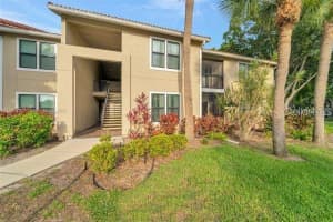 4049 Crockers Lake Blvd #25, SARASOTA
