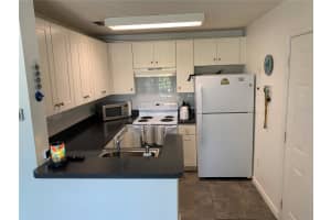 4049 CROCKERS LAKE BOULEVARD, SARASOTA, FL 34238 - MLS#MFRA4690106