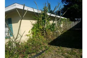 2165 SUNNYSIDE LANE, SARASOTA, FL 34239 - MLS#MFRA4690142