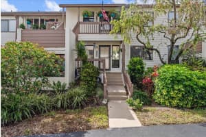 1124 BIRD BAY WAY, VENICE, FL 34285 - MLS#MFRA4690184