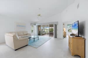 733 HARRINGTON LAKE DRIVE, VENICE, FL 34293 - MLS#MFRA4690223