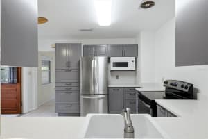 4003 BOOTH PLACE, SARASOTA, FL 34231 - MLS#MFRA4690238