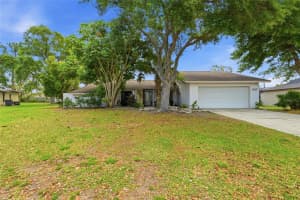 3927 COUNTRY VIEW LANE, SARASOTA, FL 34233 - MLS#MFRA4690240