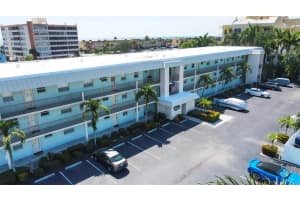 9200 MIDNIGHT PASS ROAD, SARASOTA, FL 34242 - MLS#MFRA4690246