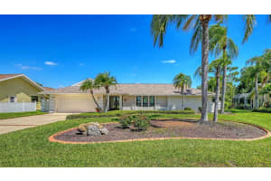 4865 GREYWOOD LANE, SARASOTA, FL 34235 - MLS#MFRA4690279