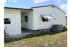 3049 LONGVIEW LANE, NORTH FORT MYERS, FL 33917 - MLS#MFRA4690300