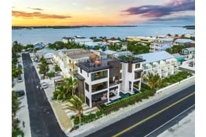 101 7TH STREET, BRADENTON BEACH, FL 34217 - MLS#MFRA4690312