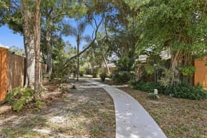 500 JEFFERSON AVENUE, SARASOTA, FL 34237 - MLS#MFRA4690333