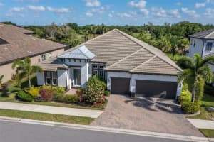 6129 Lungo Lago Dr, SARASOTA