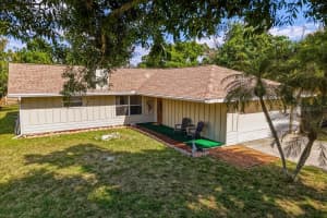 5639 Blount Ave, SARASOTA