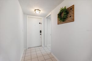 6939 COUNTRY CLUB DRIVE, SARASOTA, FL 34243 - MLS#MFRA4690431