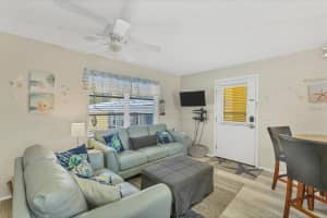 301 AVENIDA MADERA #A, SARASOTA, FL 34242 - MLS#MFRA4690447
