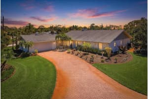 1231 BAYSHORE DRIVE, ENGLEWOOD, FL 34223 - MLS#MFRA4690455