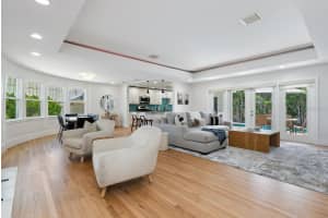 1931 HIGH POINT CIRCLE, SARASOTA, FL 34236 - MLS#MFRA4690458