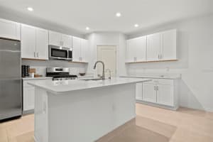 6305 SPRINGMONT LOOP, PALMETTO, FL 34221 - MLS#MFRA4690488
