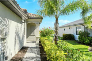 15957 CLEAR SKIES PLACE, BRADENTON, FL 34211 - MLS#MFRA4690535