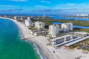 2110 BENJAMIN FRANKLIN DRIVE, SARASOTA, FL 34236 - MLS#MFRA4690614