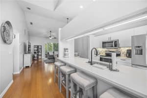 4240 BREEZEWAY BOULEVARD, SARASOTA, FL 34238 - MLS#MFRA4690627