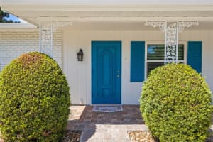 2411 GULF GATE DRIVE, SARASOTA, FL 34231 - MLS#MFRA4690632