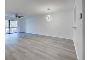 7237 CLOISTER DRIVE, SARASOTA, FL 34231 - MLS#MFRA4690652