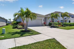 5667 WOODLAND SAGE DRIVE, SARASOTA, FL 34238 - MLS#MFRA4690658